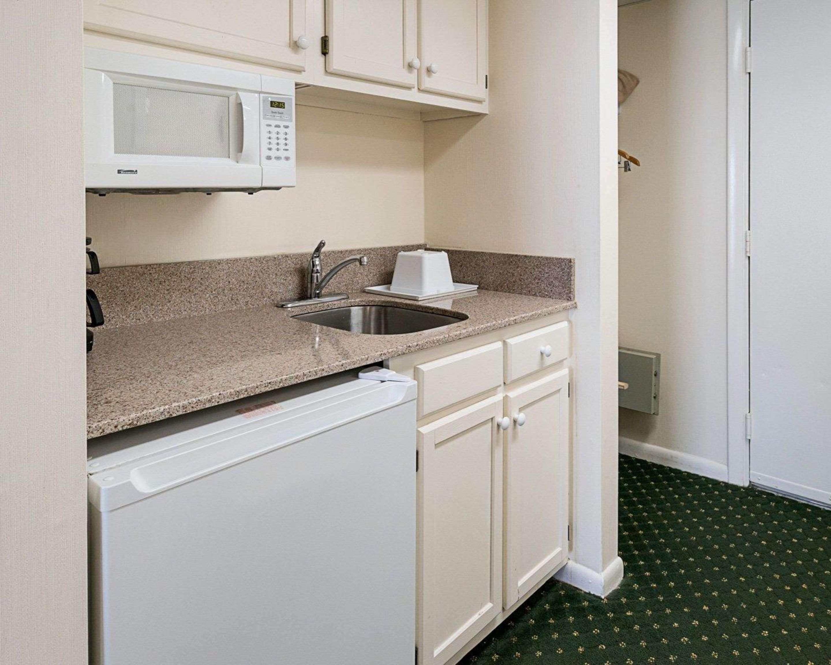 Econo Lodge Oceanfront Ocean City Esterno foto